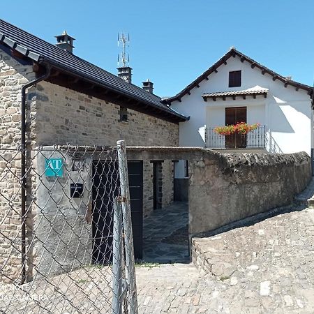 Apartamentos Camino De La Val Borau Exteriér fotografie